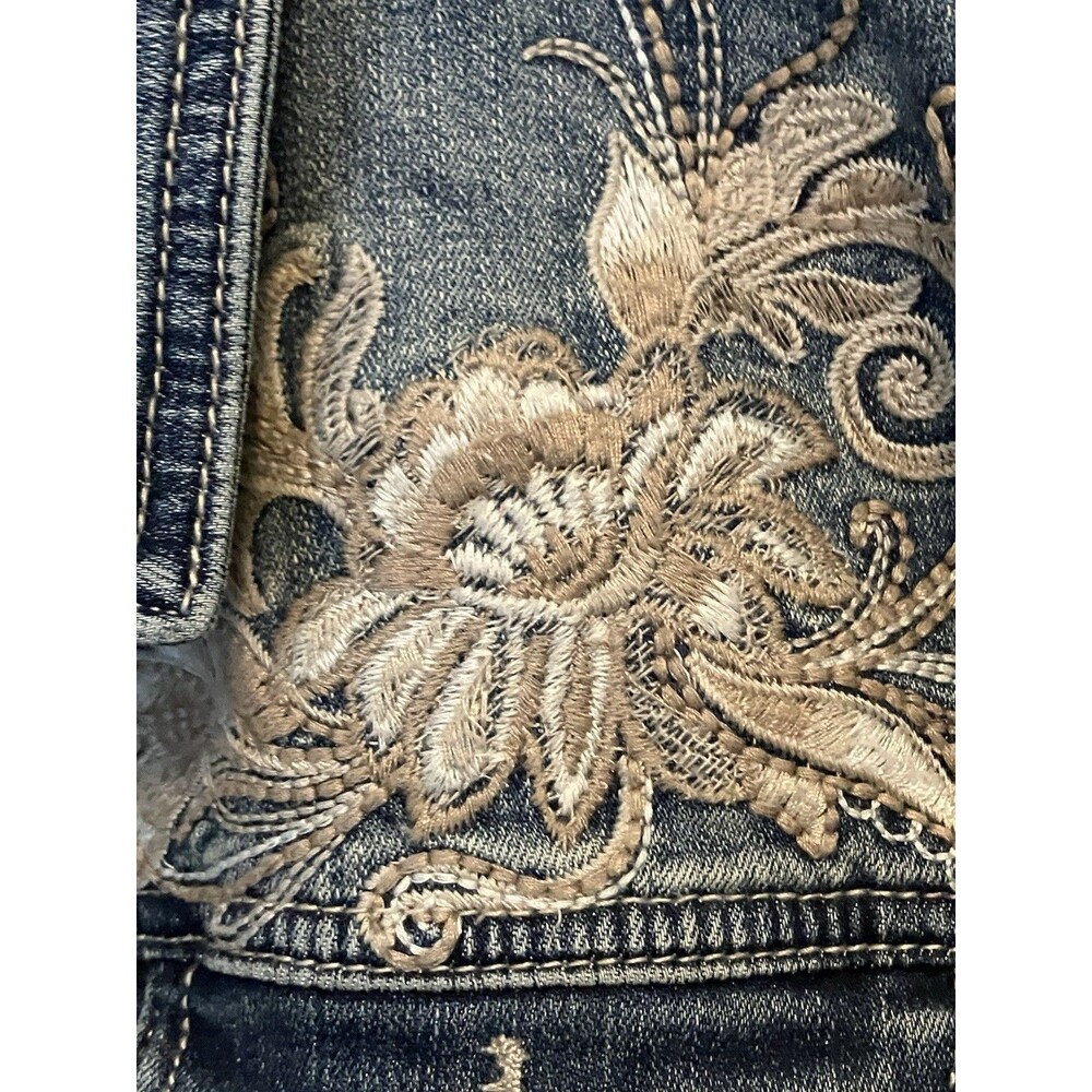 Reba Denim Jacket Womens Large Blue Embroidered Floral Cowgirl Western - Picture 3 of 4